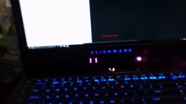 Alienware 17R4 1440P LCD testing смотреть онлайн