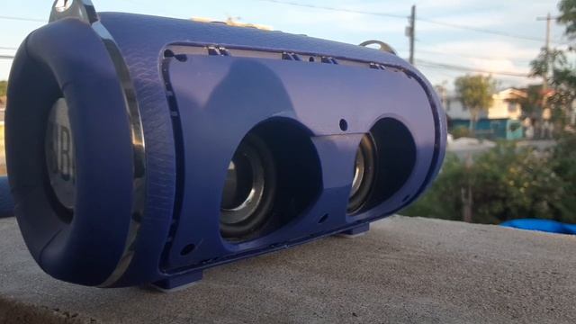 Fake JBL Xtreme 2 bass test смотреть онлайн