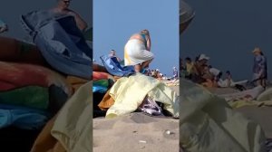Лайфхак как переодеть купальник на пляже где нет раздевалки. Прикол. Пляжи Одессы. Лето
