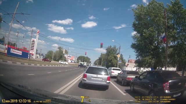 Вот такие водятлы в городе Ульяновске смотреть онлайн