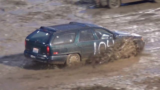 Tuff Ford Taurus wagon @ Walla Walla 2016 смотреть онлайн