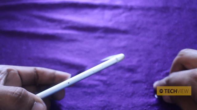 Apple iPhone 6 / 6 Plus - How To Insert SIM card смотреть онлайн