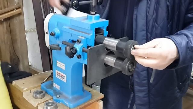 Обзор вальцов и зиговочной машинки Metal Master в работе смотреть онлайн
