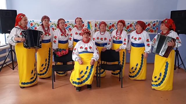 Пісня для гарного настрою- Ой продала дівчина курку. смотреть онлайн
