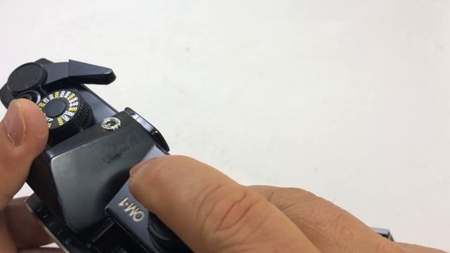 修理完成：オリンパスOM-1 MD黒ボディのみ смотреть онлайн