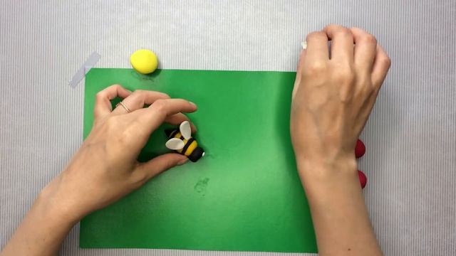 Лепим пчелку на цветке из пластилина. Для детей от 4 лет. Летние поделки для детского сада. смотреть онлайн