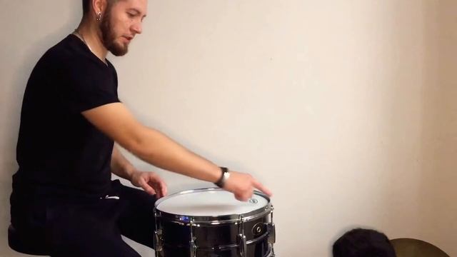 Как настроить барабан?? Замена пластика на малом барабане? Evans/Tama/Pearl/VicFirth смотреть онлайн