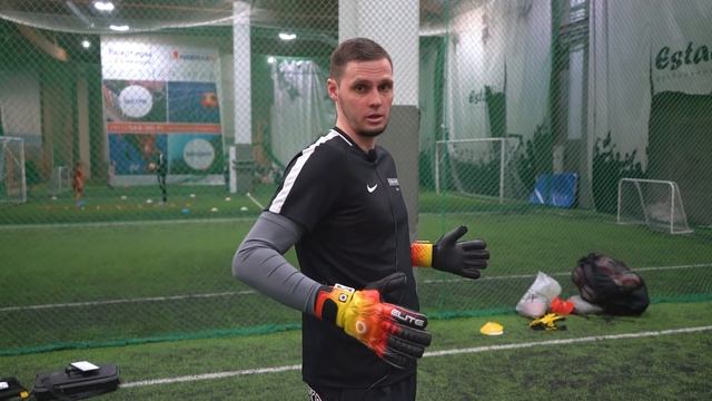 Выходы 1 на 1! Тренировка вратарей. Goalkeeper training. смотреть онлайн