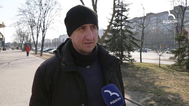 «МЕДОМ НАМАЗАНО»: О. Лисенко та Ю. Павлик звернулись до суду з позовами про поновлення їх на посада смотреть онлайн