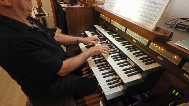 Grand Chorus based on a French Carol by Cesar Franck, played by Steven Nisbet смотреть онлайн