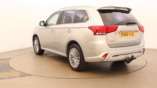 2018/68 Mitsubishi Outlander 2.4h TwinMotor 13.8kWh Juro CVT 4WD (s/s) 5dr - Contact Motor Range смотреть онлайн