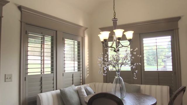 Breakfast and Dining Nook Reveal - Sitting Area with Banquette Seating Ideas смотреть онлайн