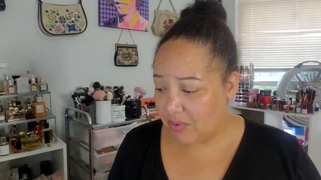 Skincare, A TV Show & Decluttering смотреть онлайн