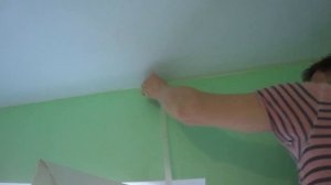 LIVE будни маляра(клею скотч на потолок)