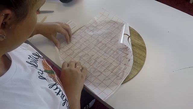 Craftmas Episode 23 :Using a Hair Dryer to Make Your Adhesive Vinyl Stick Better смотреть онлайн