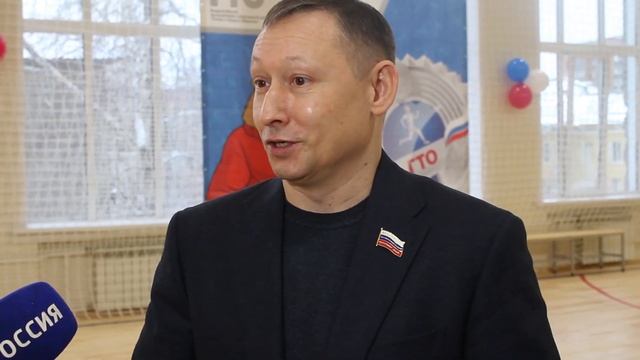 Вручение знаков ГТО и открытие спортивного зала в колледже легкой промышленности. смотреть онлайн