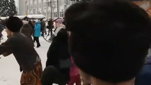 В воскресенье отпраздновали Масленицу смотреть онлайн