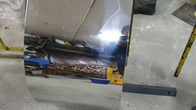 Работа над столешницей для мяса из нержавейки. смотреть онлайн