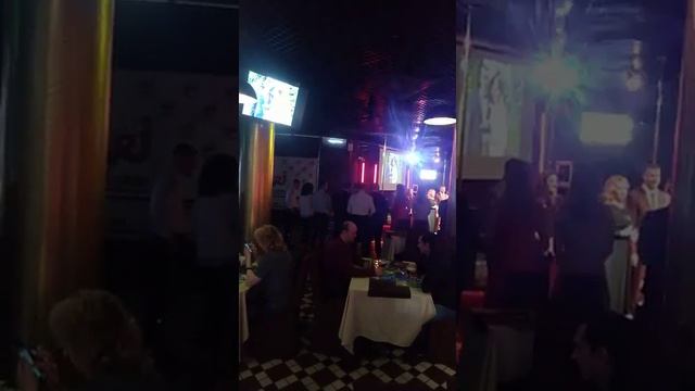 Отдых, ресторан,бар, кафе, вечеринки(1) смотреть онлайн