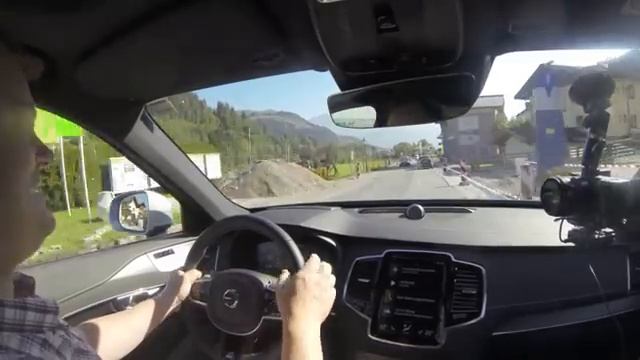 Volvo XC SUV comparison XC90 vs XC60 vs XC40 head 2 head - Autogefühl смотреть онлайн