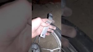 Как разбортировать колесо на мопеде альфа