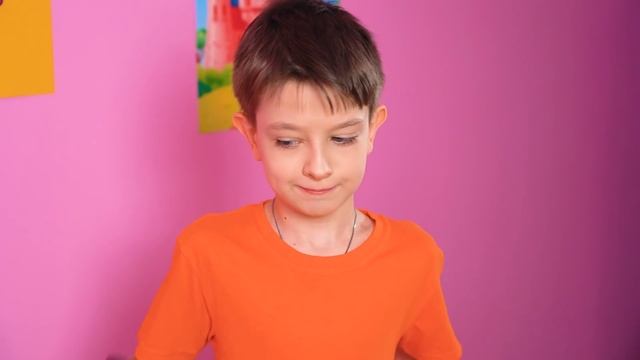 Популярный студент VS Непопулярный студент || Как быть популярным в школе! Веселые ситуации в школе смотреть онлайн