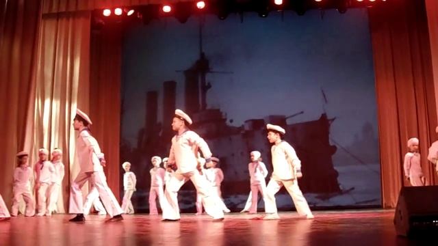 Крейсер "Аврора" смотреть онлайн