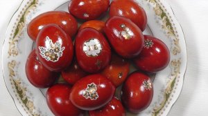 Старинный метод покраски яиц на пасху со всеми тонкостями!