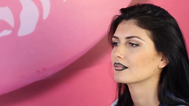 Как Визуально Увеличить Губи / Советы от Визажиста смотреть онлайн