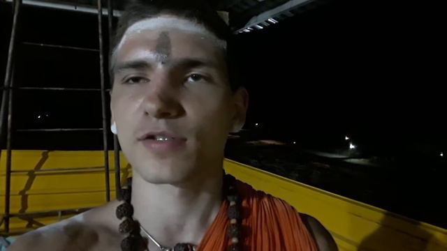 То, что я осознал после того, как снял видео, где я дурачусь. Очень необычно смотреть онлайн