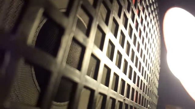 Жесткий. Bass test автомобильного сабвуфера WIHFORD смотреть онлайн