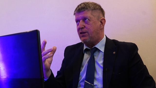 Кража времени Компьютерные игры Образование смотреть онлайн