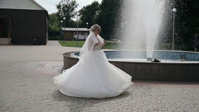 Клип Роман и Дина смотреть онлайн