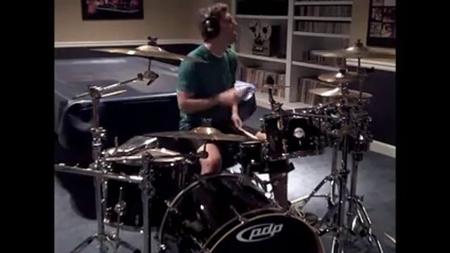 Fatboy Slim - The Rockafeller Skank - Drum Cover смотреть онлайн