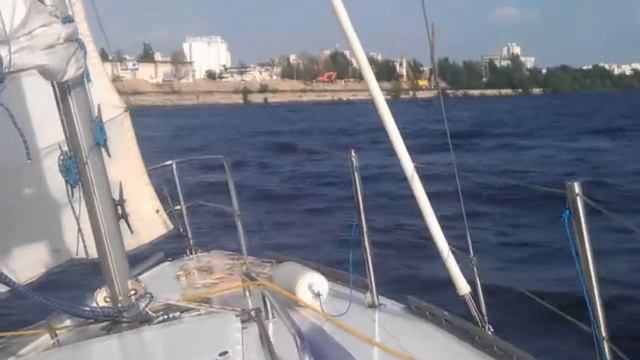 Прогулки на парусной яхте в Киеве. смотреть онлайн