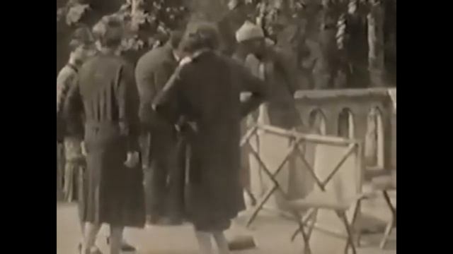Елена Рерих (Урусвати) на ВИДЕО в Наггаре (1928 г.) смотреть онлайн