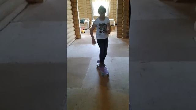 Учимся поворачивать на скейте смотреть онлайн