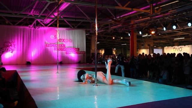 Exotic and Pole Dance Show 2013 - Katrin (школа "KODA") смотреть онлайн