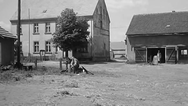Ich War Neunzehn (1967) - Am Rio Jarama (Ernst Busch)