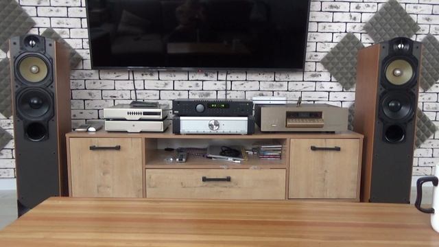 Краткий обзор и пример звучания Arcam fmj A28 + Accuphase DC-91 + Paradigm Studio 60 v.3 смотреть онлайн