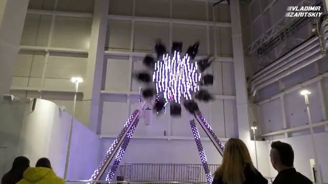 Аттракцион 360 в GALAXY, в ТРЦ ЛАВИНА МОЛЛ (LAVINA MALL) смотреть онлайн