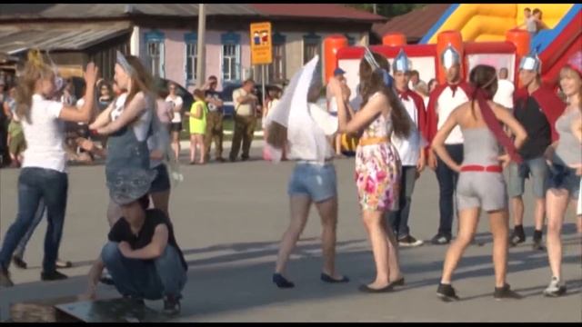 "Сказки А.С. Пушкина". Бал выпускников 2015. г. Артемовский смотреть онлайн