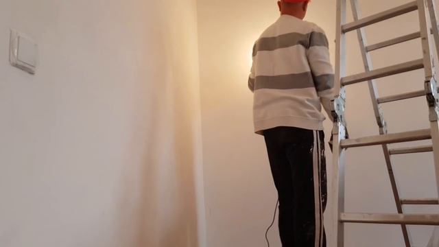 Закончил спальню у Самвела ! Начинаю шпатлевать вторую комнату