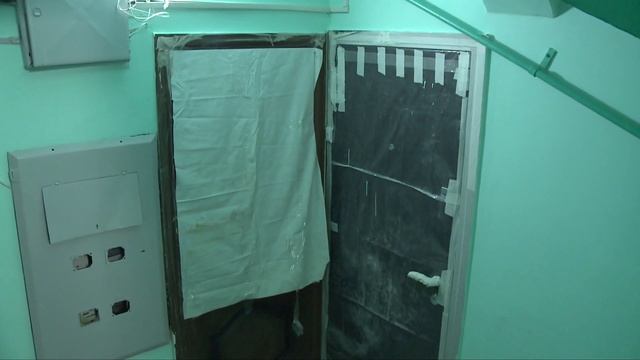 В Апатитах жильцы не оценили креативный ремонт подъезда смотреть онлайн