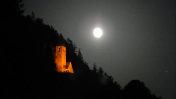 Der Mond ist aufgegangen
