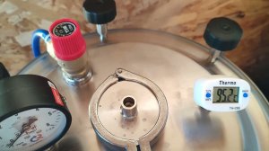 Первый запуск автоклава от "Домашний Заготовщик", видео для терпеливых.