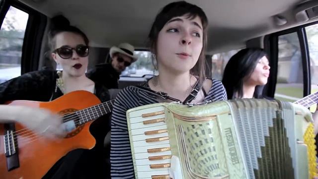 BackSeat Jukebox w/ Trio Musette "Hop Hop Hop" смотреть онлайн