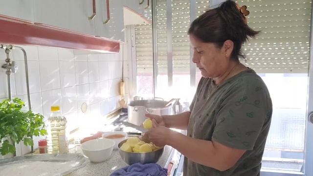 Ají de papas con trucha y kayak hecho a mi manera смотреть онлайн