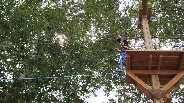 Веревочный парк в Затулинском парке в г. Новосибирск. смотреть онлайн