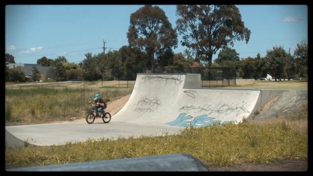 FSF presents JAI BRADLEY BMX XCURSION music SETH SENTRY смотреть онлайн